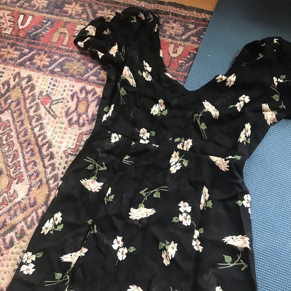 Reformation Dresses & Skirts - Floral Ref mini